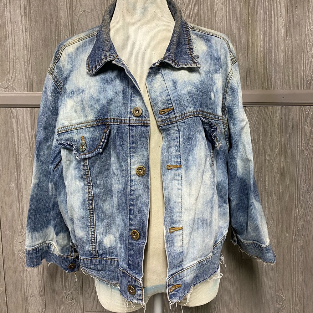 Distressed Bleached Jean Jacket 18w Ashley Stewart